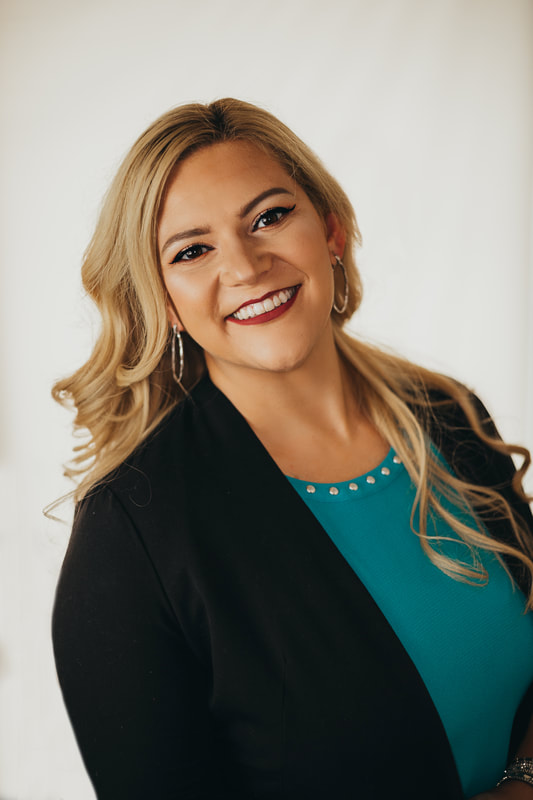 headshot of melissa attlee, speaker at the birth pro summit